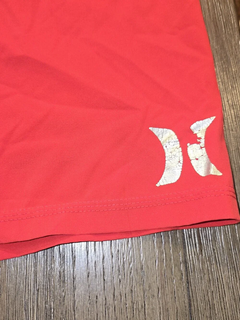 Hurley Sz. 40 Red Board Shorts